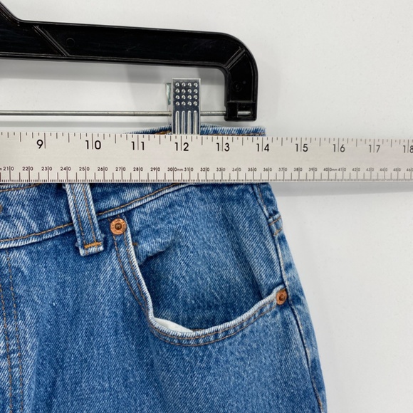 Levi's Jeans Women's Size 32 Vintage Made In Canada 501 Full Front Button - Picture 4 of 13